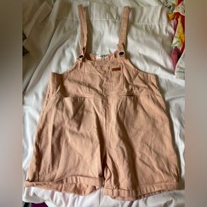 dusty pink shorts overalls